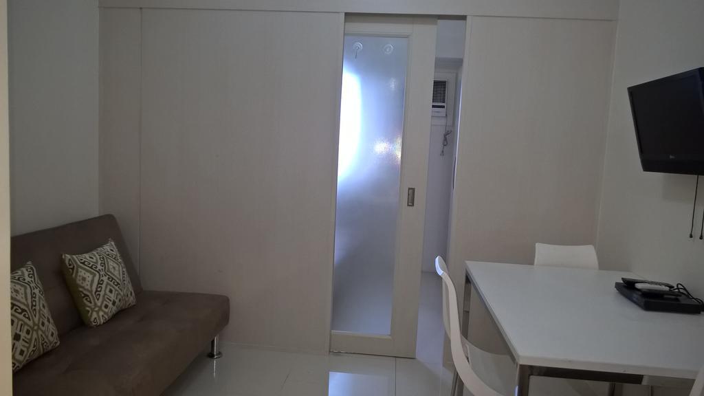 Studio Deluxe Apartment In Princeton Residences Μανίλα Δωμάτιο φωτογραφία